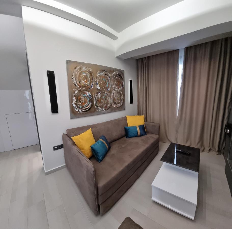 Luxsuites Ofrínion Exterior foto