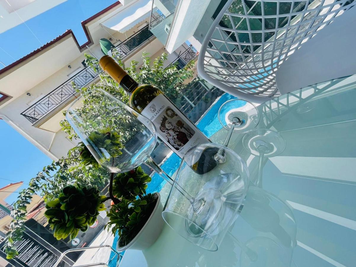 Luxsuites Ofrínion Exterior foto